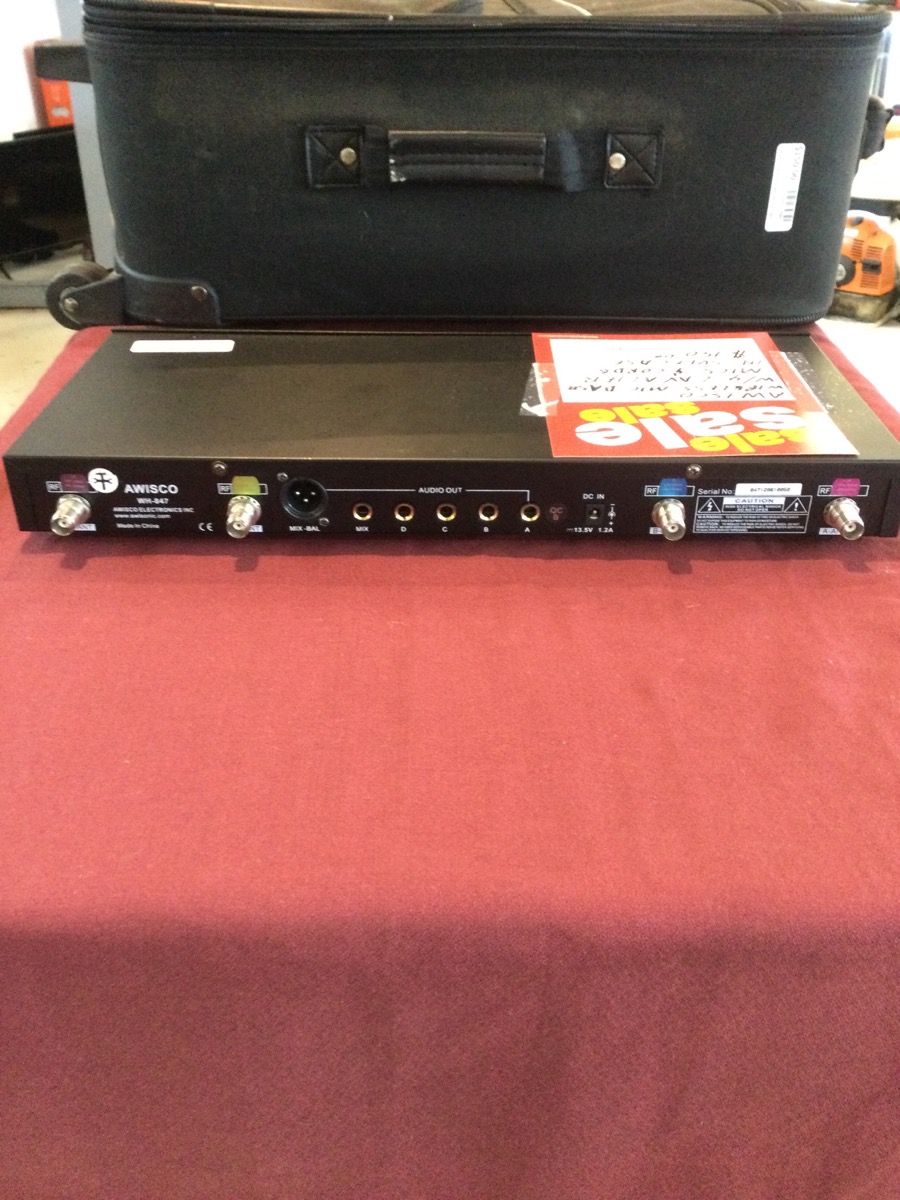 Wireless Microphone System Awisco Model WH-847 photo 3