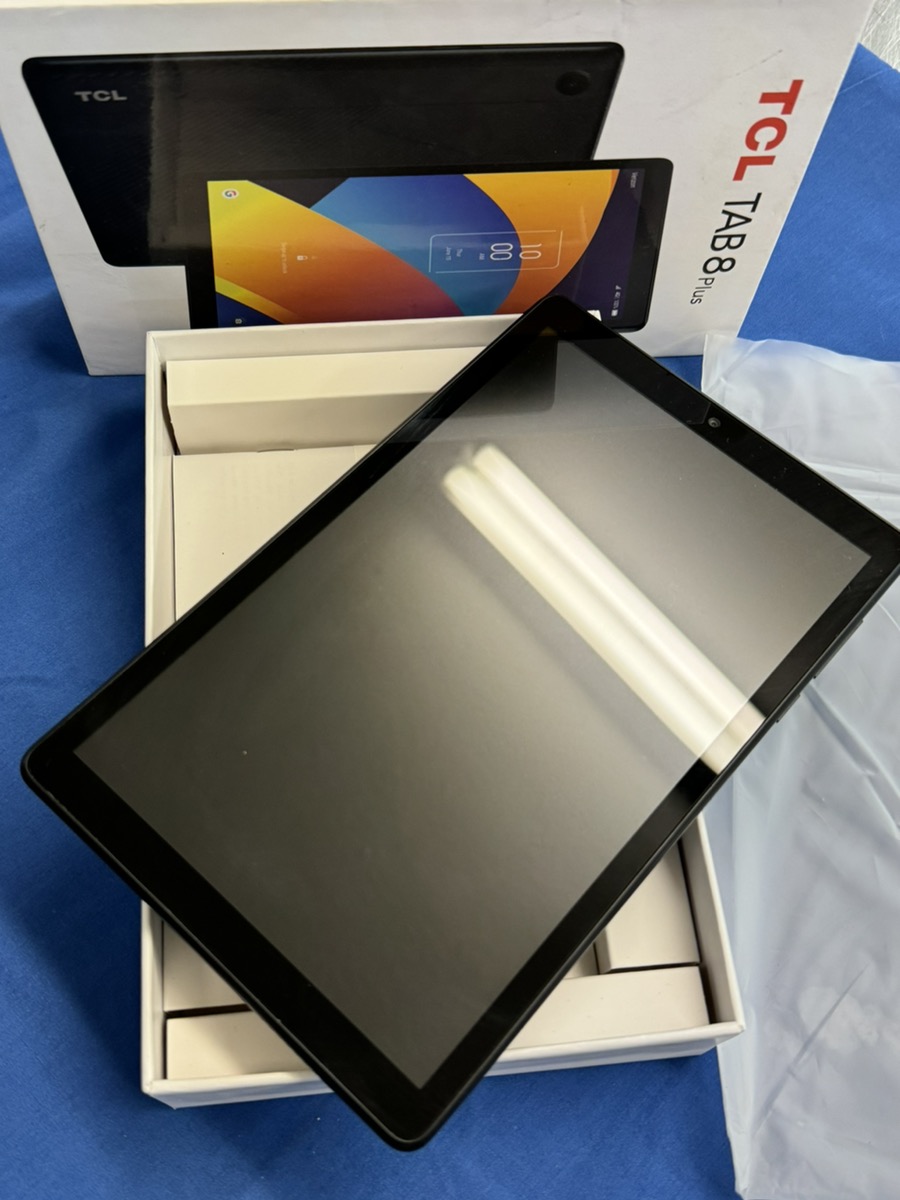 TCL TAB 8 Plus 64GB 8" Wifi & Cellular Tablet with Charge Box and Cable