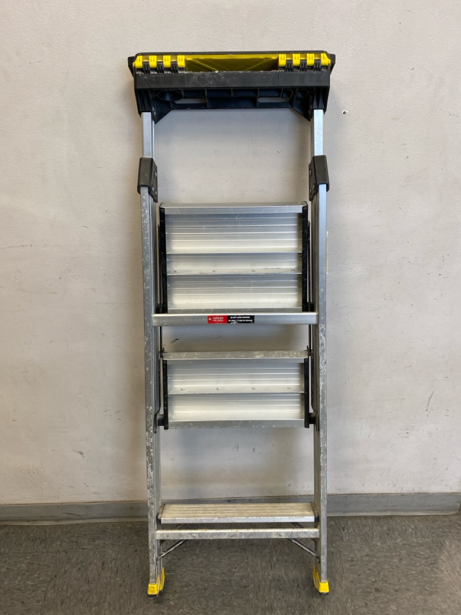 GORILLA LADDERS GLA4XT3 Very Good Pawn 1 Spokane WA