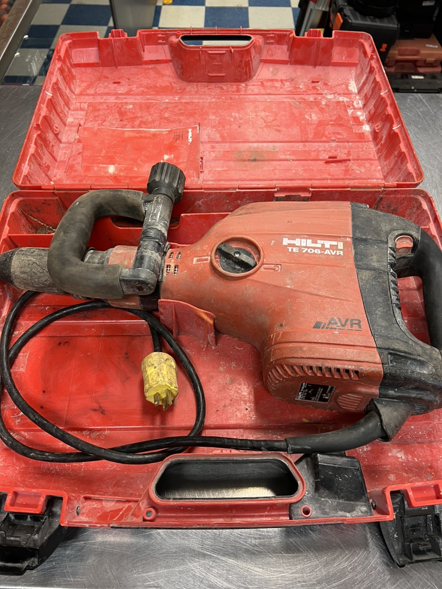 HILTI TE706 AVR CONCRETE ROTARY HAMMER DRILL Very Good Nicol Street