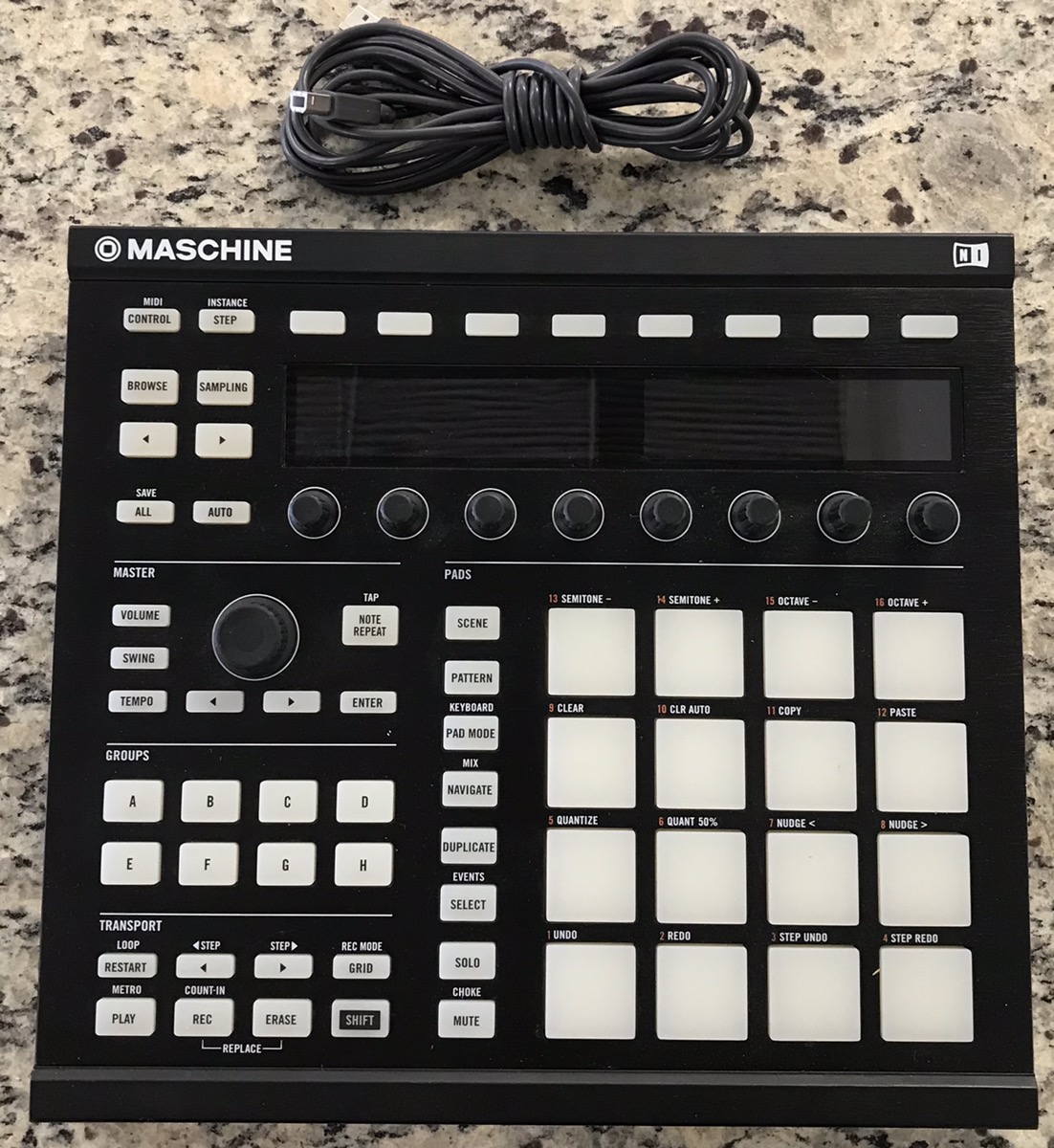 NATIVE INSTRUMENTS MASCHINE MK2 BLACK Very Good | Buya