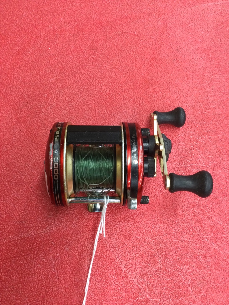 FISHING REEL Very Good Chad's Pawn Shop Lake Charles LA