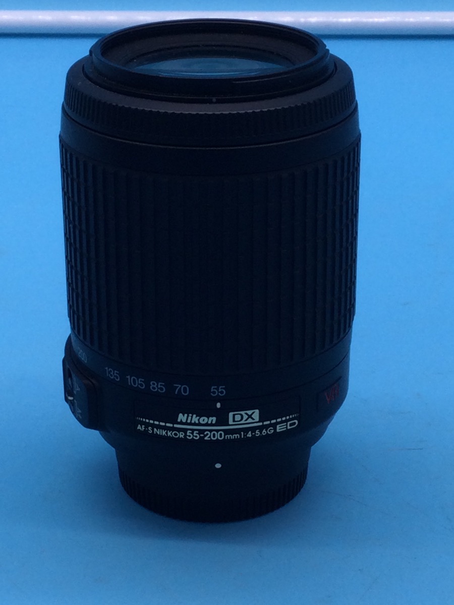 Nikon Lens DX AF-S Nikkor 55-200 photo 4