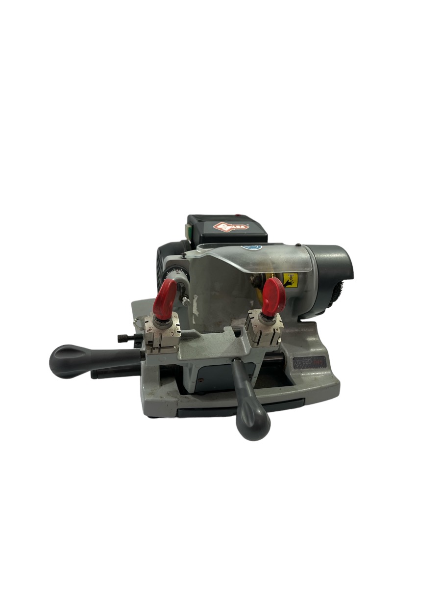 ILCO SILCA SPEED 046 CORDED Speed 045 Manual Key Cutting Machine (moe