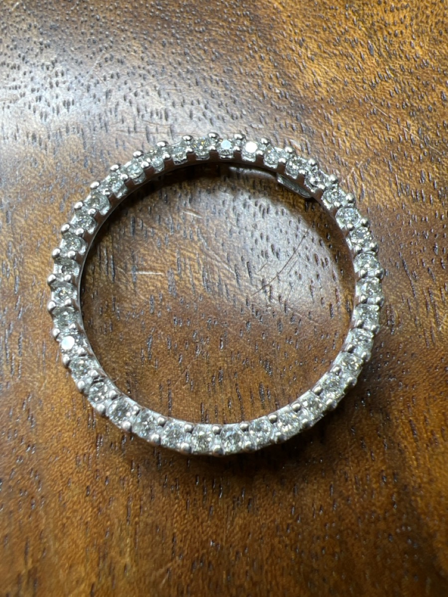 Pendant 40 Diamonds .40 Carat T.W. 10K White Gold 1.6dwt