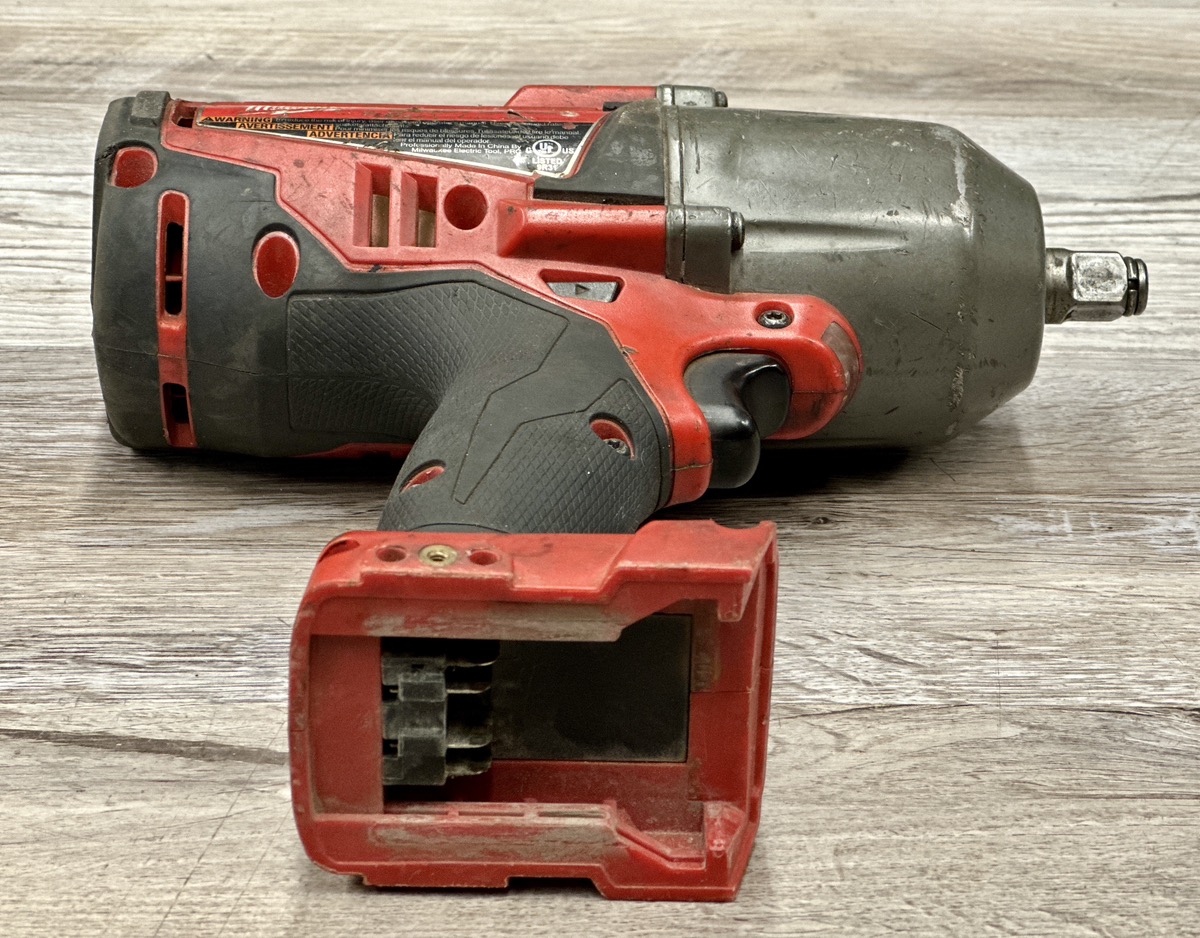 Milwaukee 276320 M18 Fuel 1/2" High Torque Impact Wrench Good Buya