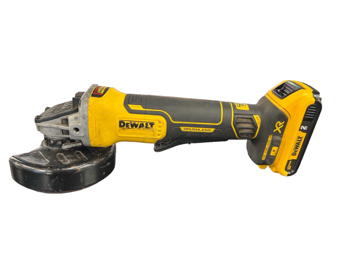 DEWALT DCG413 20V MAX* XR® 4.5" Small Angle Grinder w/Battery (YECMR