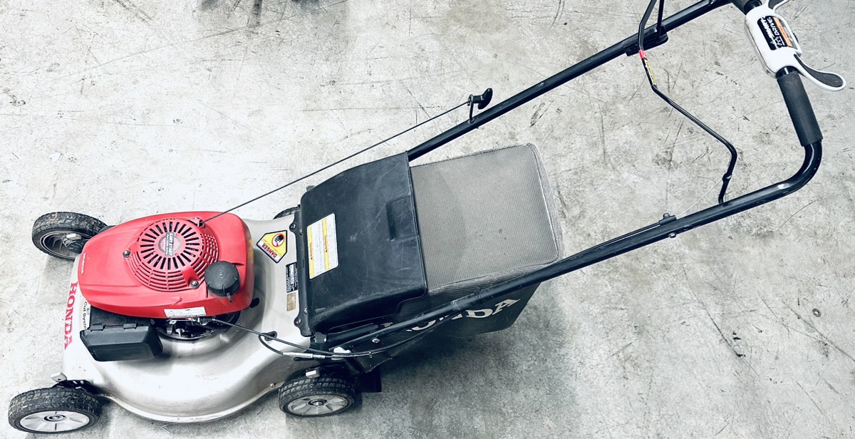 HONDA LAWNMOWER HRR216K10VKAA SELF PROPELLED WITH BAG Good Buya