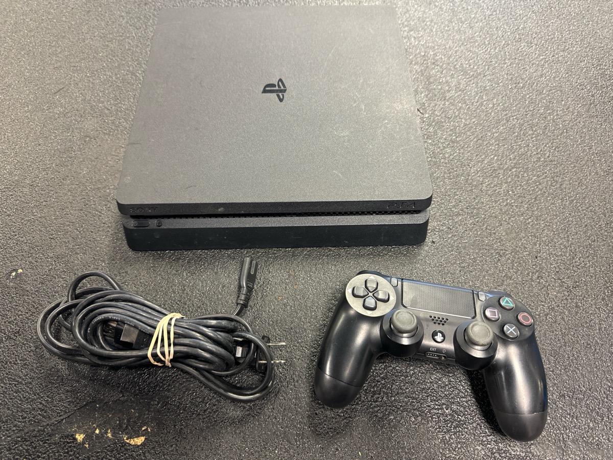 SONY PS4 SLIM 1TB W/ACCS Good | Pawn 1 | Spokane | WA