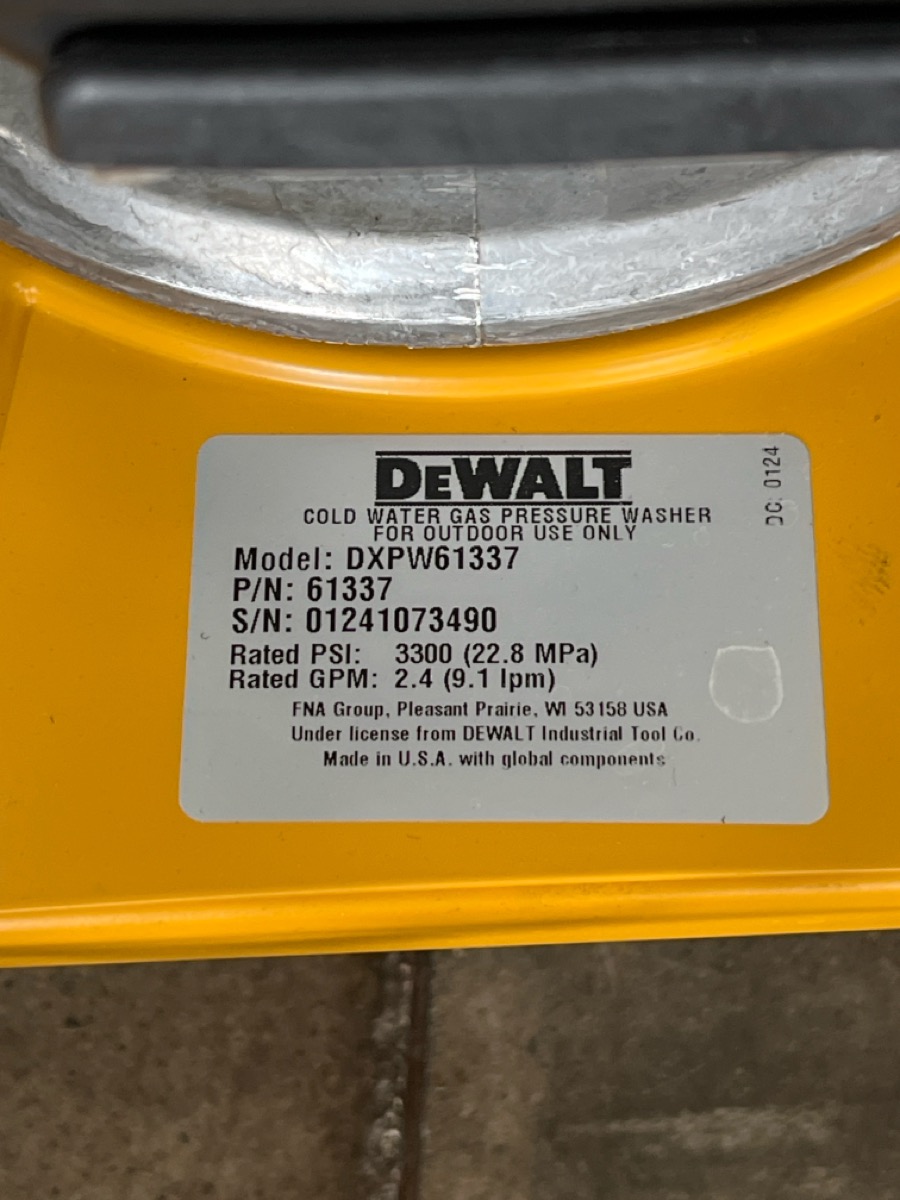 DEWALT 3600 PSI 2.5 GPM GAS COLD WATER PROFESSIONAL PRESS Good Pawn 1