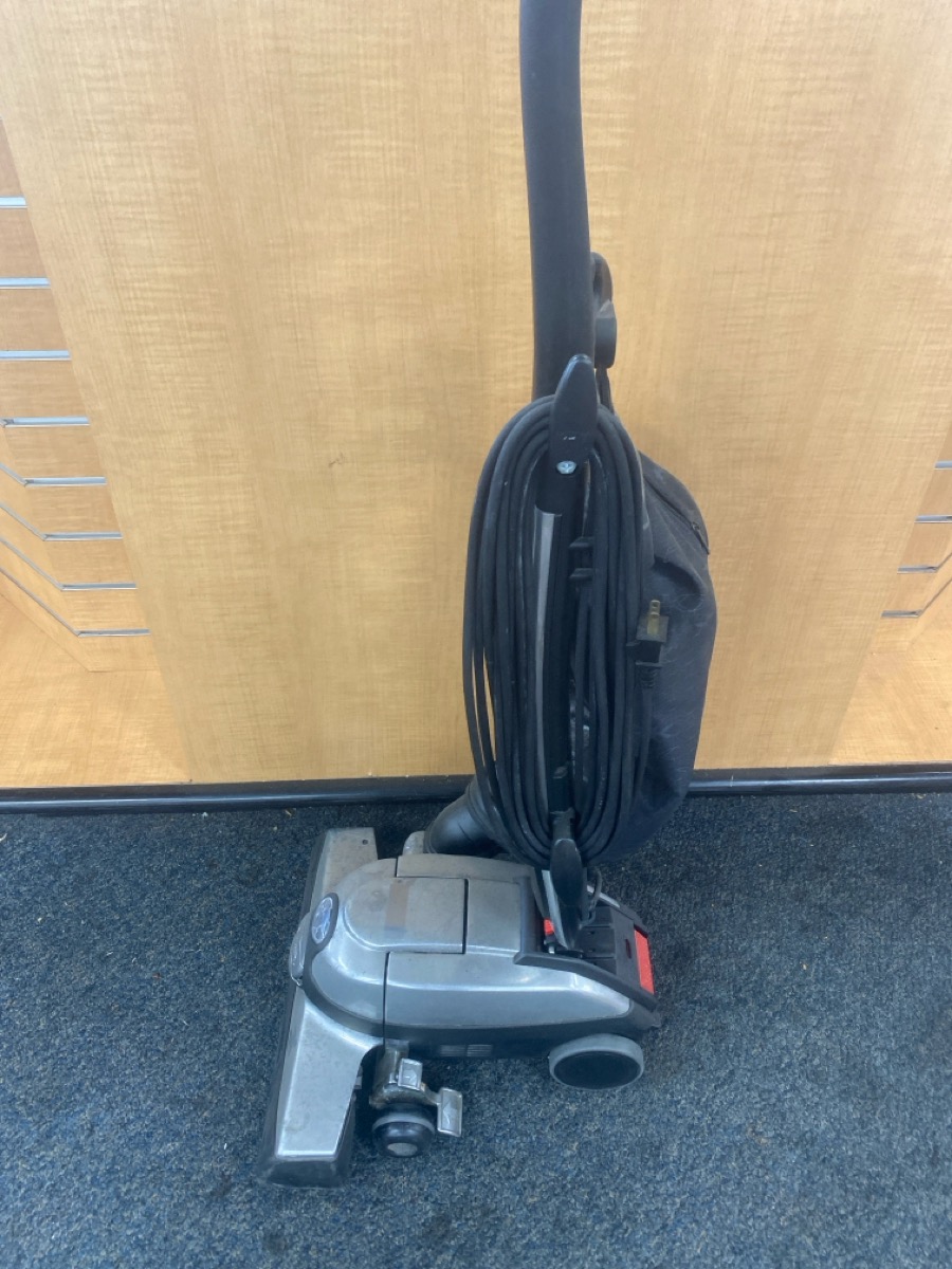 KIRBY VACUUM AVALIR VACUUM Good Capitol City Pawn & Jewelry Topeka KS