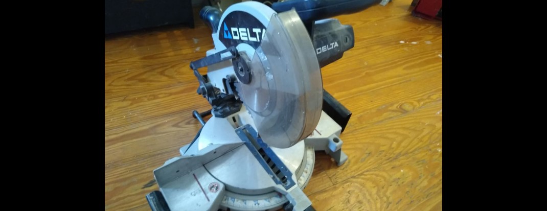 DELTA TOOLS - POWER EQUIPMENT CORPORATION MITER SAW MS250 | Buya