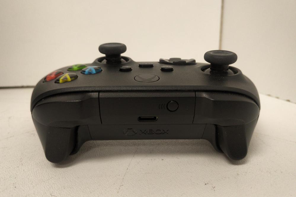 Consola Xbox Series X 1TB Digital Robot White - H-E-B México Consola Xbox Series X 1TB Digital Robot White - H-E-B México