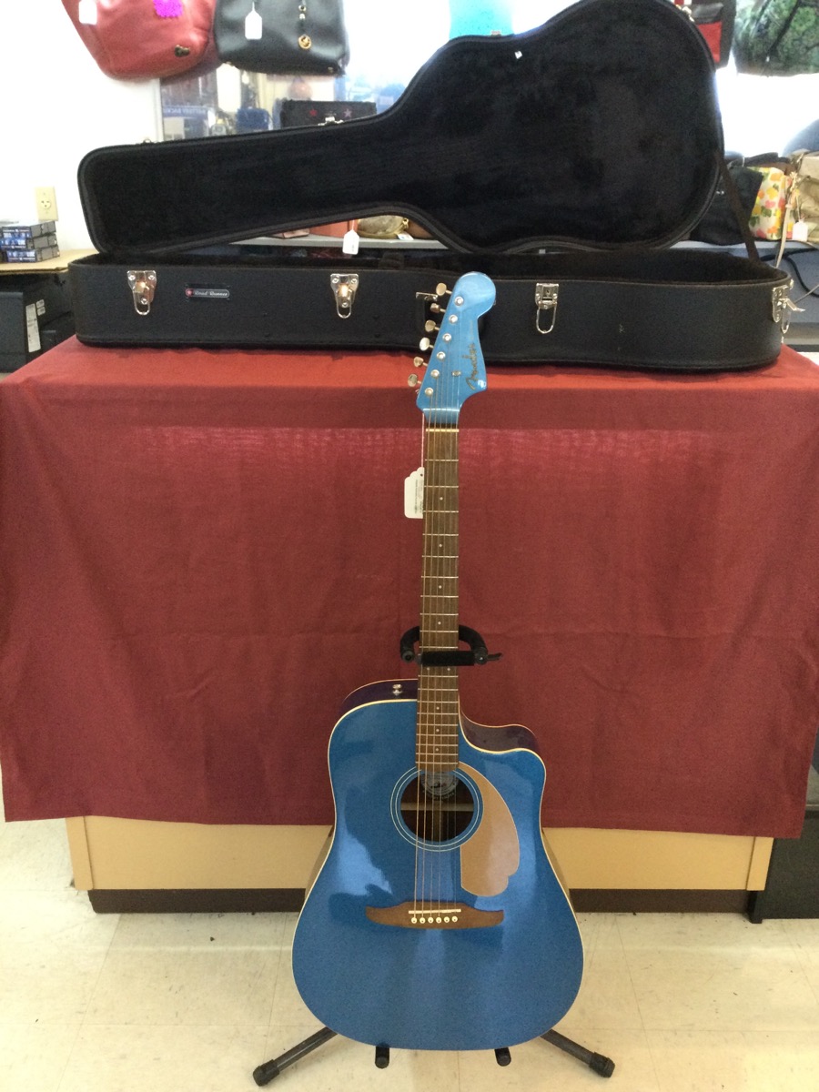 Fender Acoutic Guitar Redondo Player