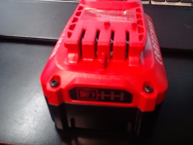 Craftsman 20V Battery CMCB204 photo 2