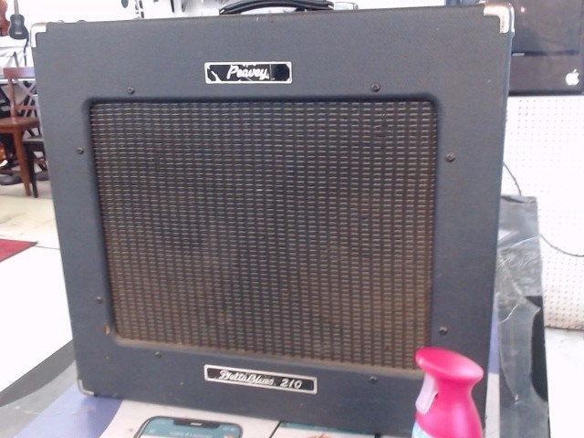 Aplifier Peavey Delta Blues 210