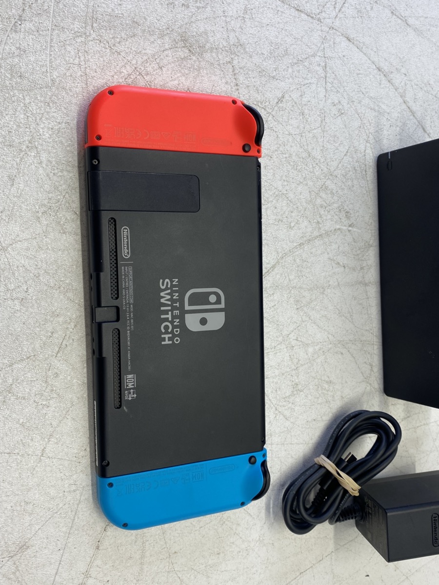 NINTENDO SWITCH 1ST GEN W/ACCS Very Good | Pawn 1 | Spokane | WA