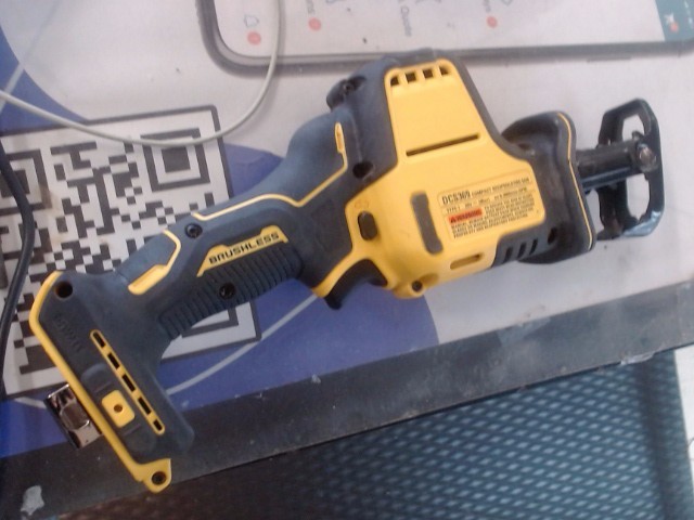 Reciprocating Saw DeWalt Model DCS369