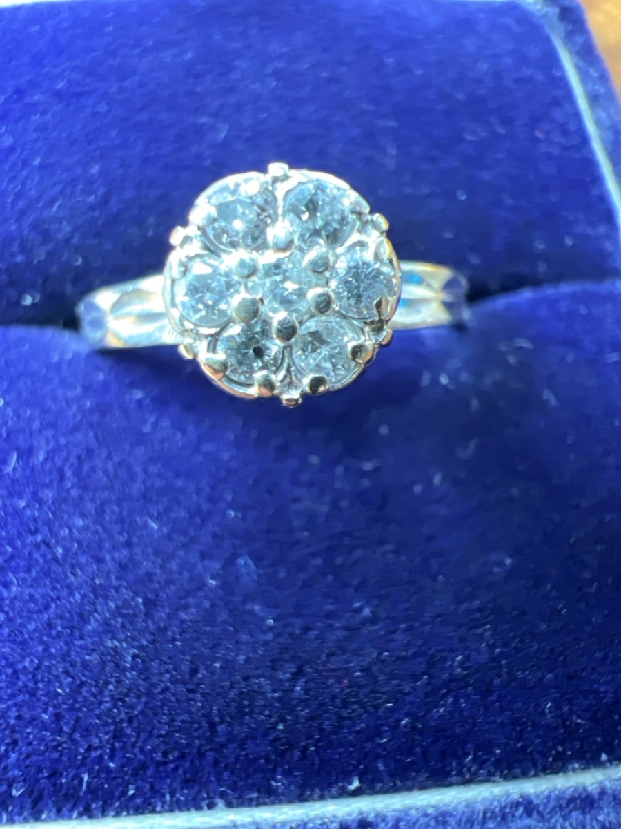 Lady's Diamond Cluster Ring 7 Diamonds .21 Carat T.W. 14K White G