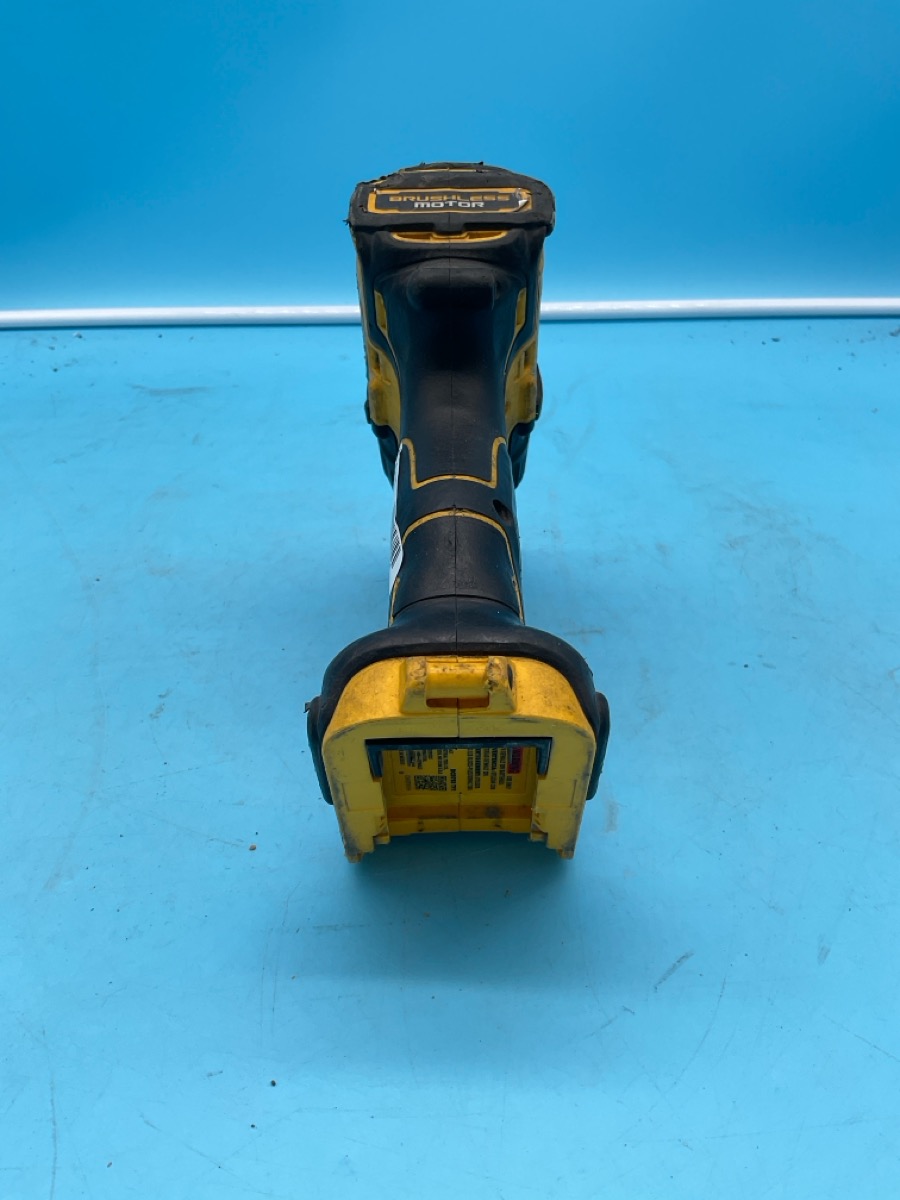 DeWalt 20V Cordless Drill DCD793 photo 3