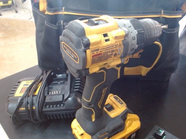 Drill DeWalt 20V Model DCD800