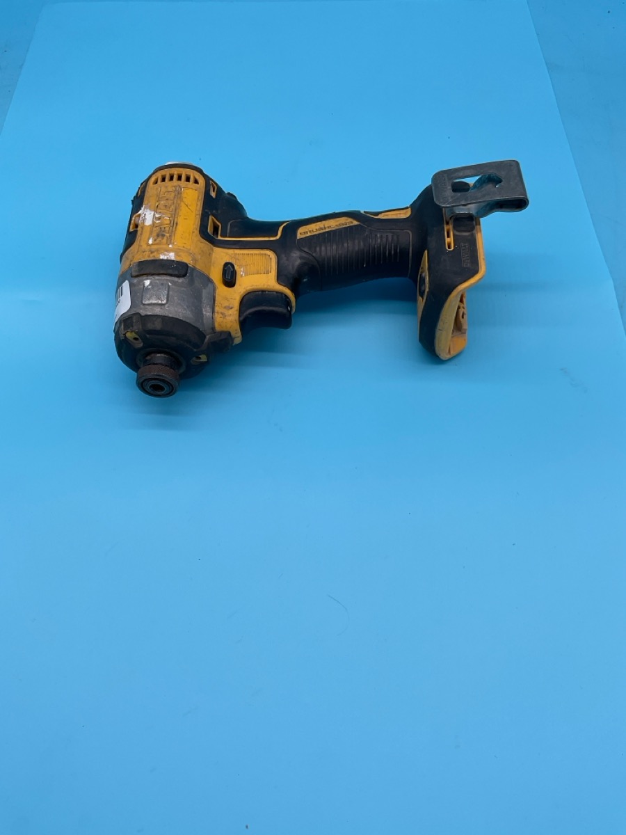 DeWalt Impact Driver 20C Model DCF887 photo 3