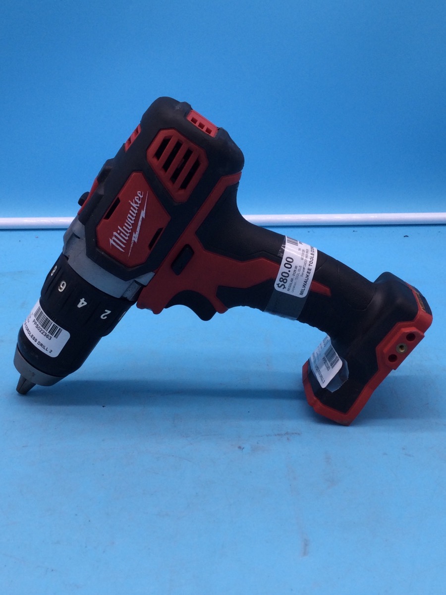 Milwaukee Dirll 18V Model 2606-20