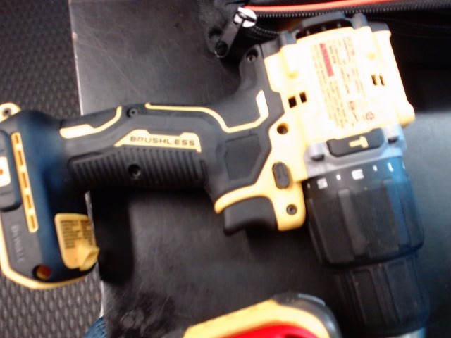 Drill DeWalt 1/2" Model DCD799