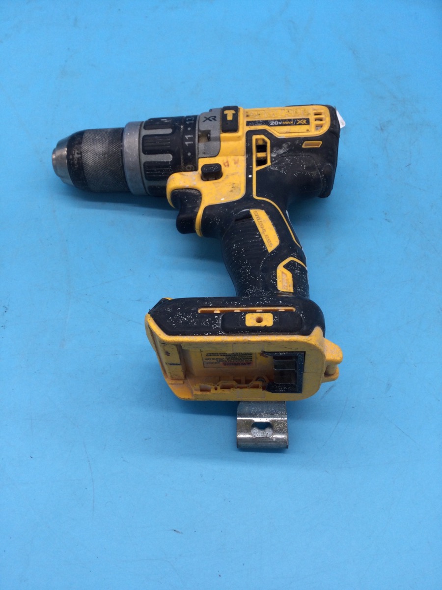DeWalt Hammer Drill/ Driver 20V Model DCD796