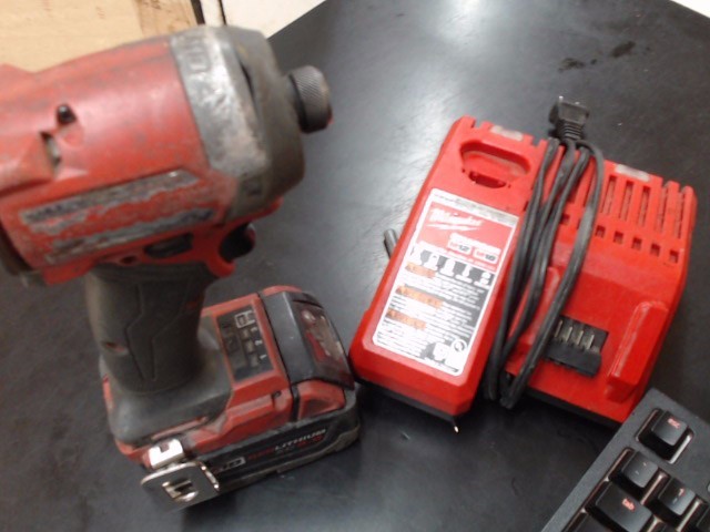 Milwaukee 18V Driver 2953-20 Impact Wrench with Battery & Charger photo 2