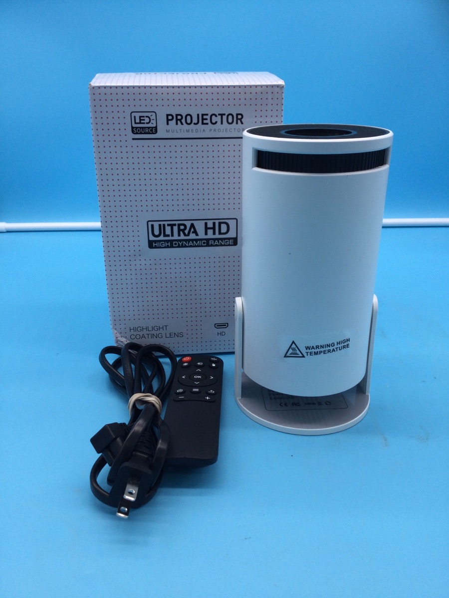 Ultra HD High Dynamic Range Projector