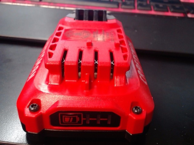 Craftsman Battery CMCB202 20V 2A photo 3