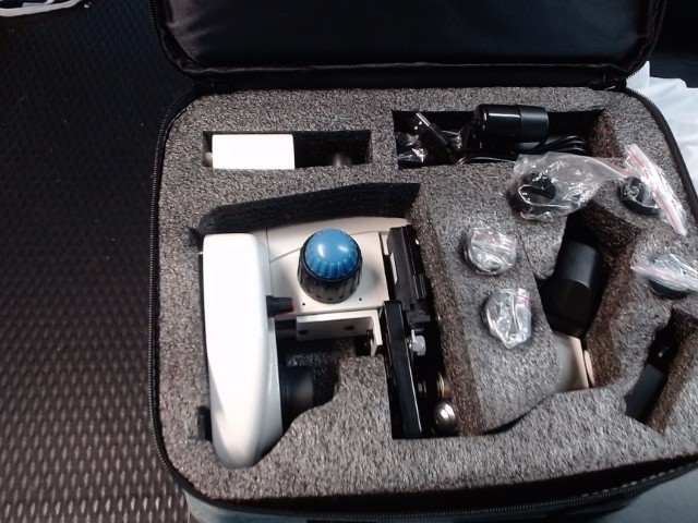 Microscope