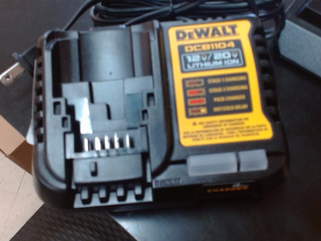 DeWalt Battery & Charger DCB1104