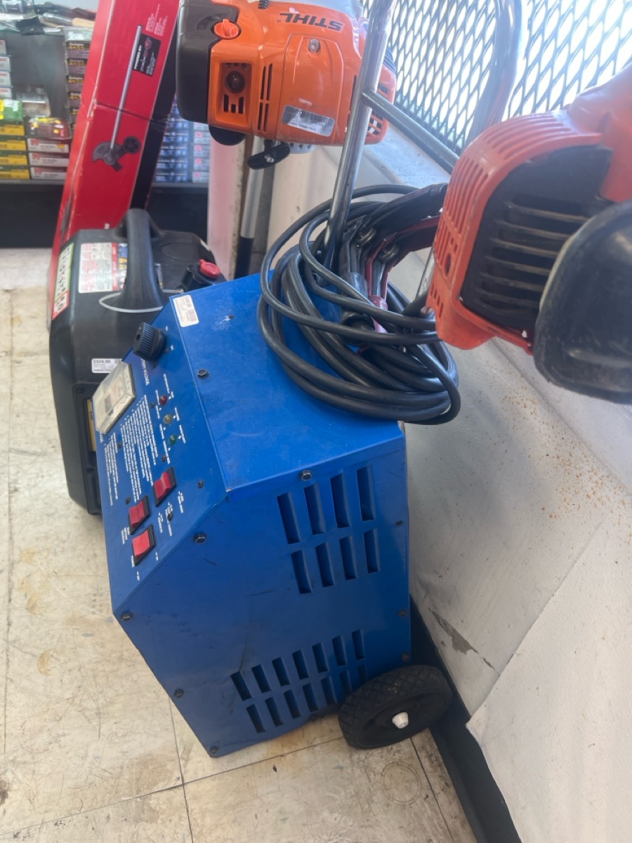 Car Battery Charger Associated Equipment Model 6009 photo 4