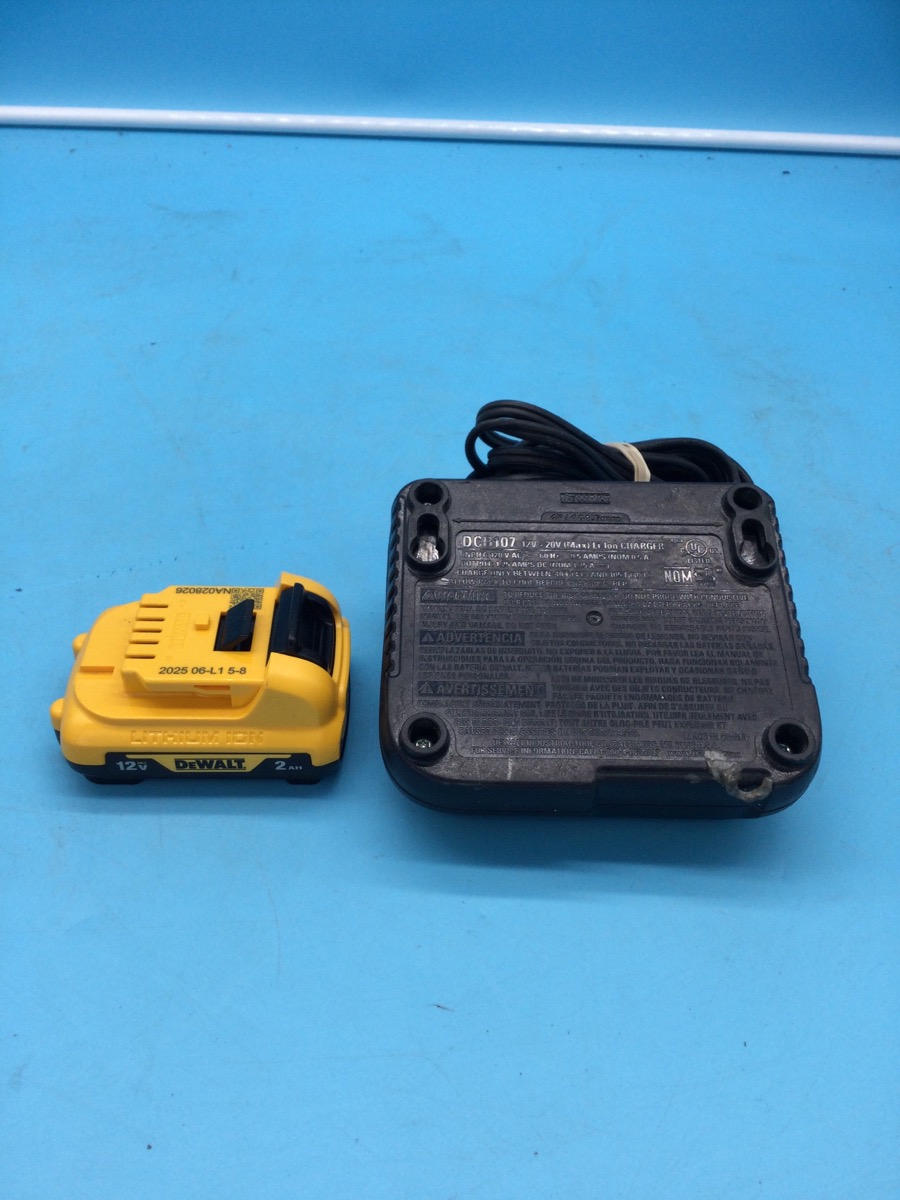 Impact Driver DeWalt 12V Model DCF801 photo 3