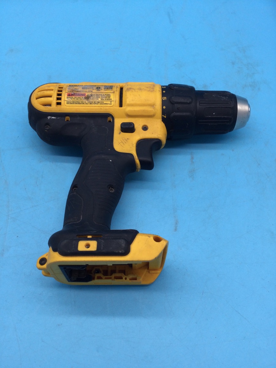 DeWalt Drill 20V Model DCD771 photo 2