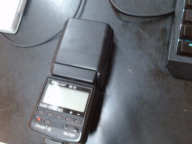Nikon Flash SB-28