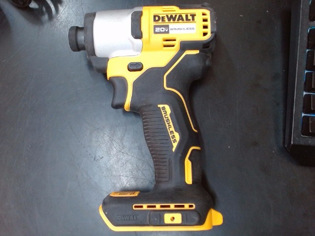 DeWalt DCF840 Driver Impact Wrench with 20V 5.0Ah Battery, Charger & Bag photo 2