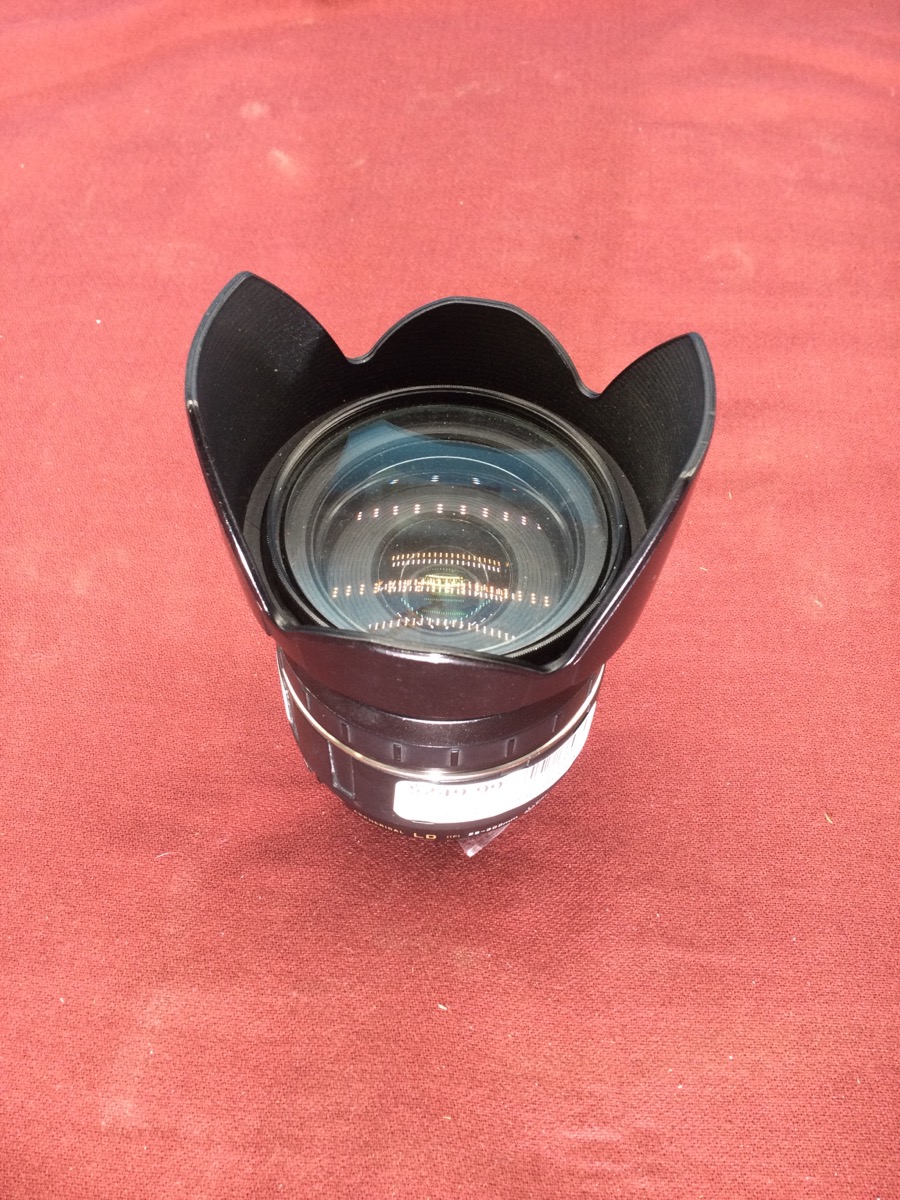 Tamron 28-300MM 3.5-6.3 for Nikon Used photo 3