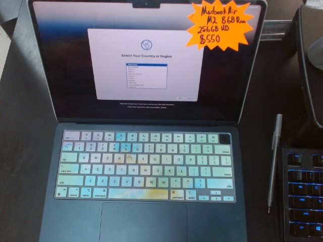 Apple MacBook Air A2337 photo 2