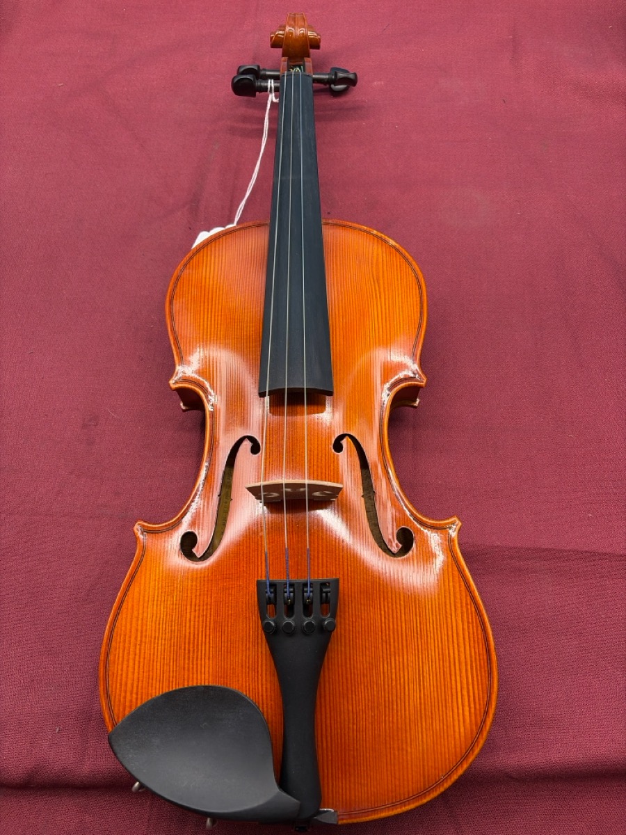 Samuel Eastman Violin Model VL100 with Bow