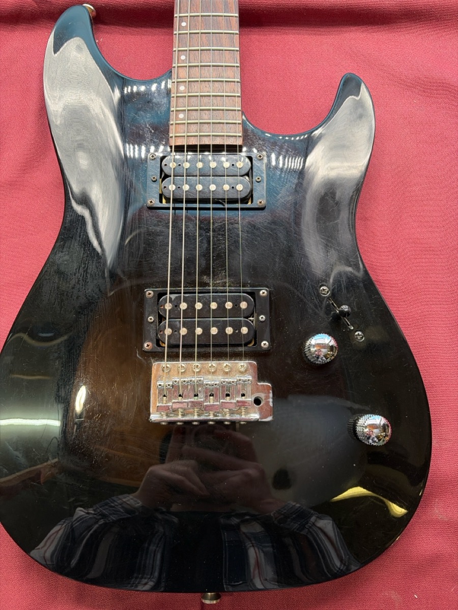 Laguna Electric Guitar photo 4
