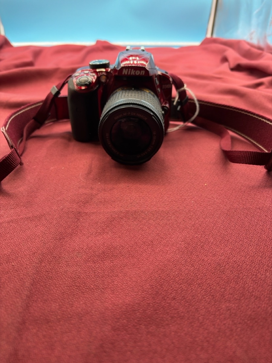 Nikon Camera Model D3400