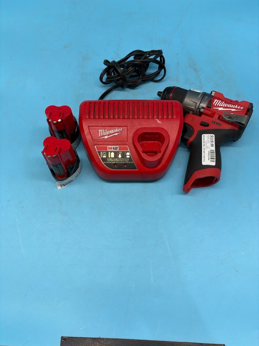 Milwaukee M12 3404-20 Hammer Drill with 2 Batteries and Charger