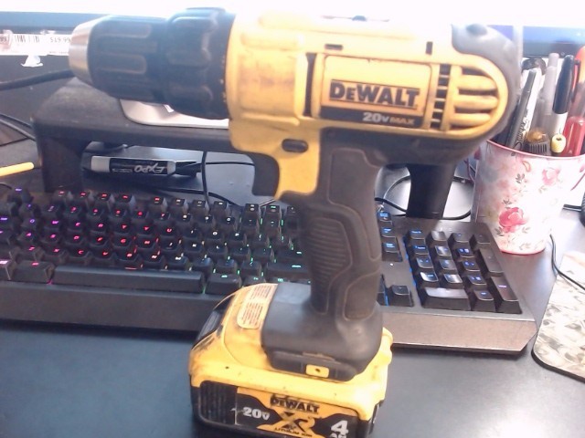 DeWalt 20V DCD771 Cordless Drill with Battery