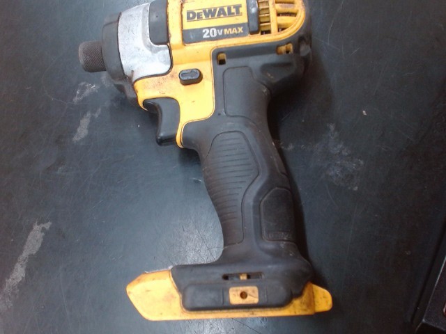 DeWalt 20V Driver DCF885 Tool Only Impact Wrench