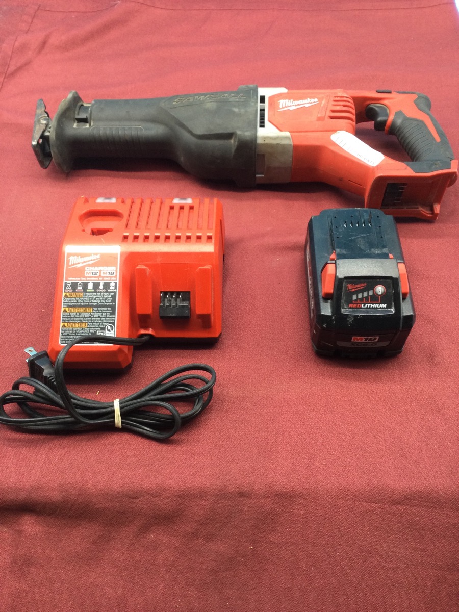 Milwaukee Reciprocating Saw Model 2621-20