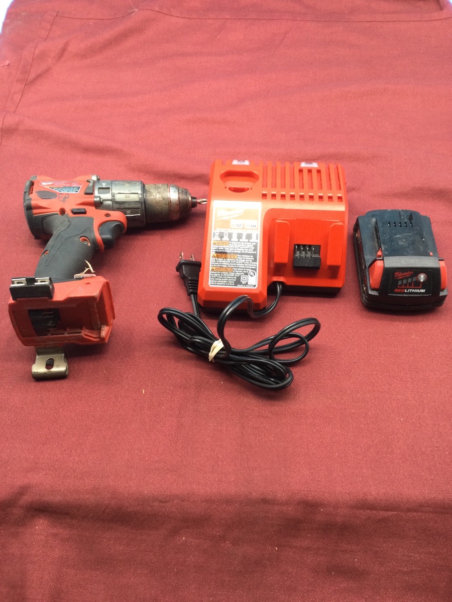 Milwaukee Drill M18 with Battery & Chr