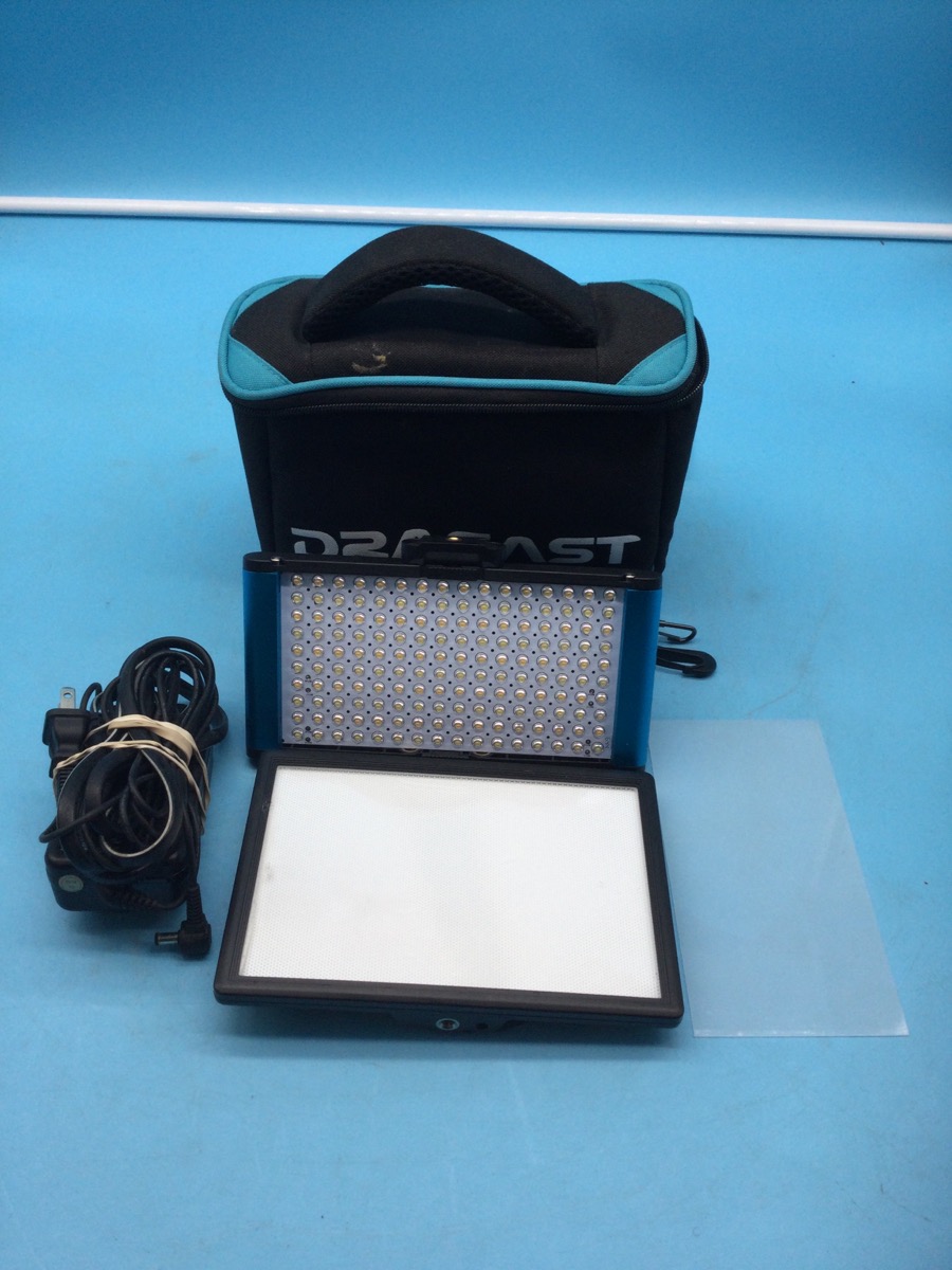 Dracast Light with Power Adapter & Case photo 2